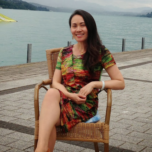 Helena Chang Photo 21