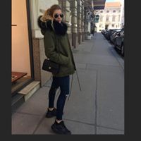 Christina Schmitz Photo 32