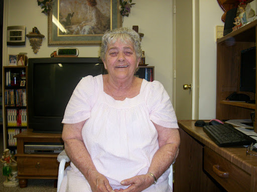 Vivian Johnson Photo 7