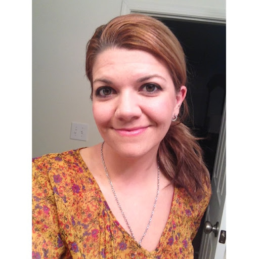 Alyssa Hennessy Photo 7
