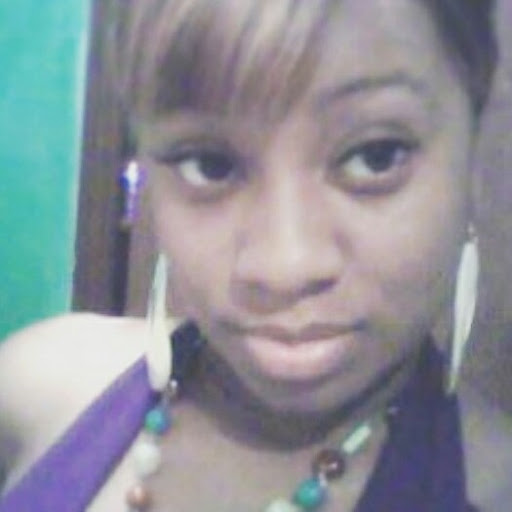 Veronica Robinson Photo 11