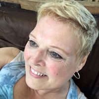 Lisa Bunker Photo 23