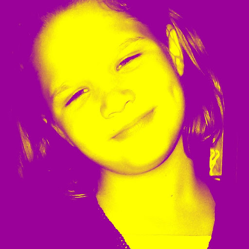 Tara Simmons Photo 38