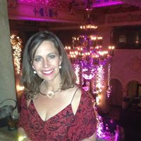 Jennifer Potter Photo 22