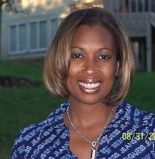 Stephanie Clements Photo 26