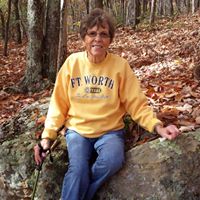 Lorraine Roberts Photo 23