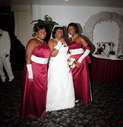 Gloria Powell Photo 16
