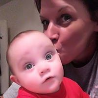 Vickie Marshall Photo 20