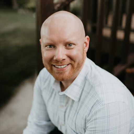 Alex Edwards Photo 17