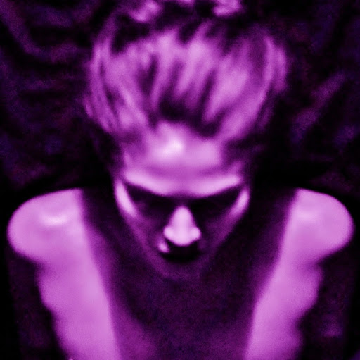 Eileen Roman Photo 6