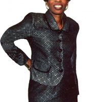 Denise Fields Photo 22