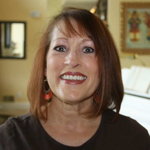 Debbie Swenson Photo 31