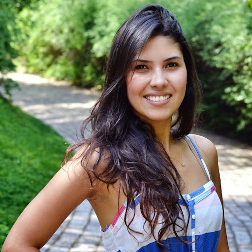 Diane Silva Photo 17