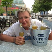 Janet Findlay Photo 22