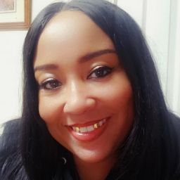 Alicia Warren Photo 32