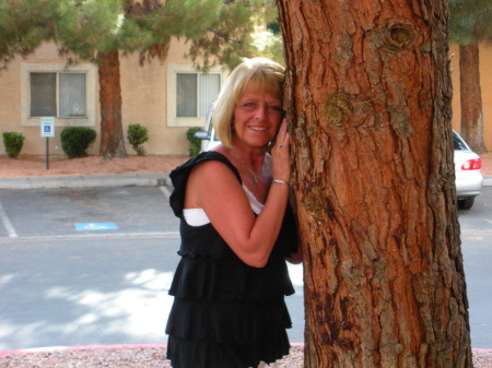 Donna Jolly Photo 22