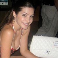 Michelle Lefebvre Photo 21