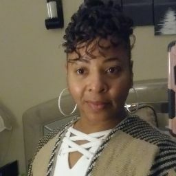 Alicia Warren Photo 35