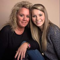 Angela Wynn Photo 32