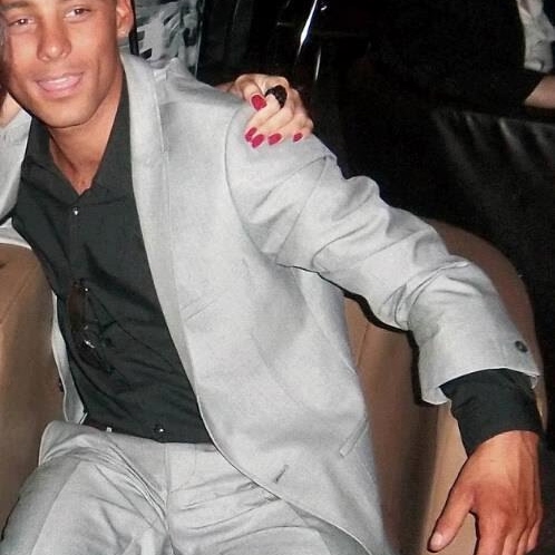 Craig Burnett Photo 41 Craig Burnett Photo 41