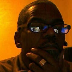 Robert Saunders Photo 51