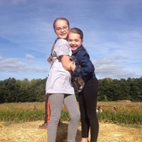 Kellie Farrell Photo 30