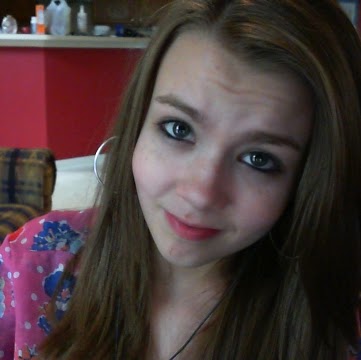 Danielle Dale Photo 11