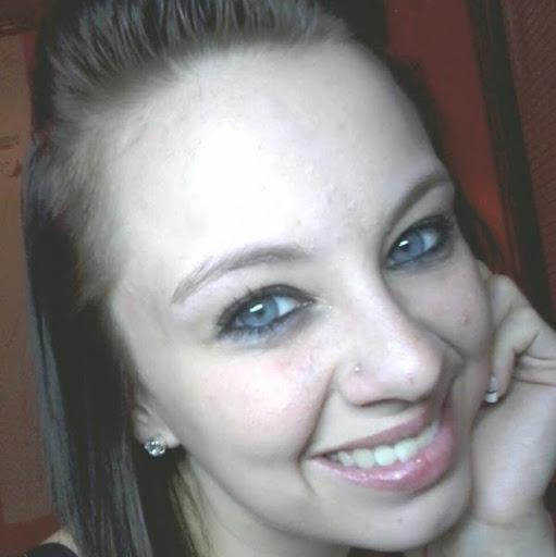 Kaitlyn Lucas Photo 16