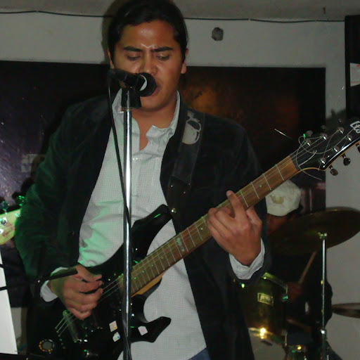 Noe Gonzalez Photo 16