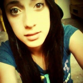 Paula Valdez Photo 15