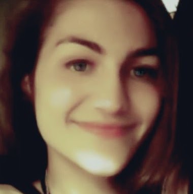 Emily Gagnon Photo 10