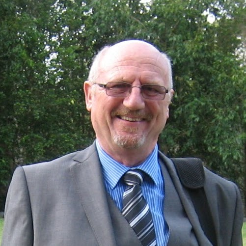 Mike Perkins Photo 34