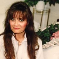 Kathleen Meredith Photo 15