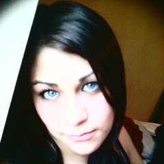 Aimee Gonzalez Photo 19