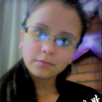 Andrea Reyes Photo 11