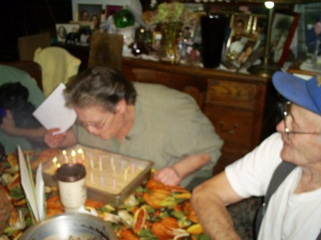 Ellen Walker Photo 35