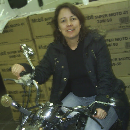 Denise Machado Photo 37