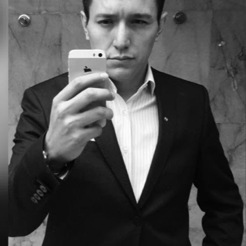 Alberto Gonzalez Photo 21