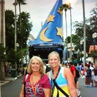 Kristin Warren Photo 30
