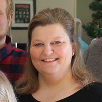 Julie Henderson Photo 20