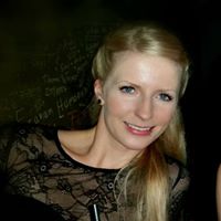 Susan Winter Photo 26