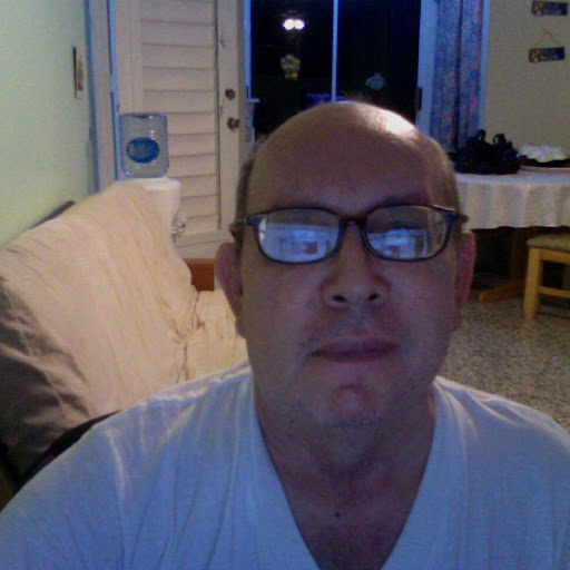 Arturo Quinones Photo 5