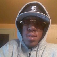 Adrian Singleton Photo 12