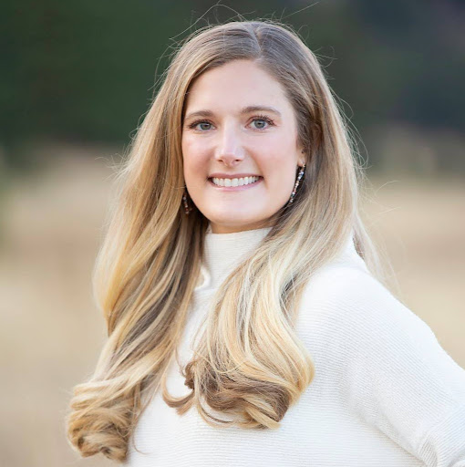 Carrie Davis Photo 34
