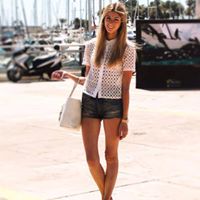 Sara Hathaway Photo 13
