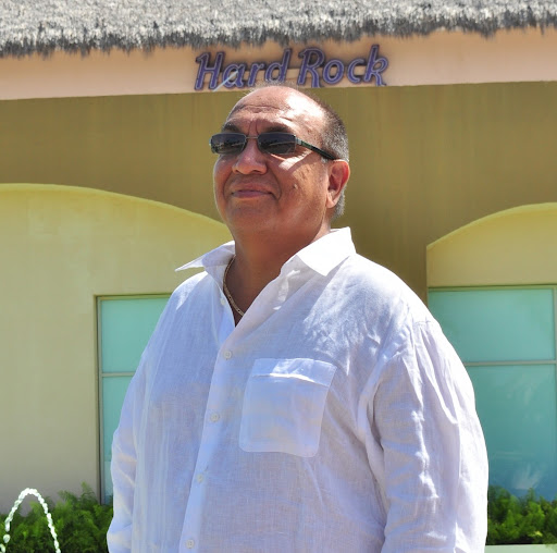 Ricardo Guzman Photo 32
