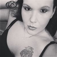 Michelle Scully Photo 15