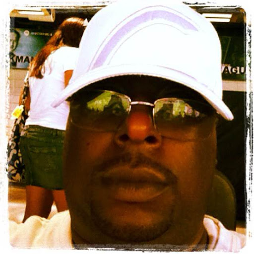 Raymond Snow Photo 20