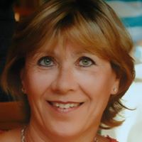 April Bryan Photo 16