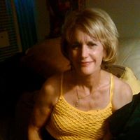 Julia Greenfield Photo 12